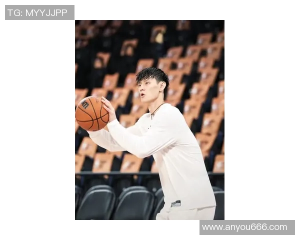 曾凡博：从篮球新星到职业赛场的奋斗历程与未来展望