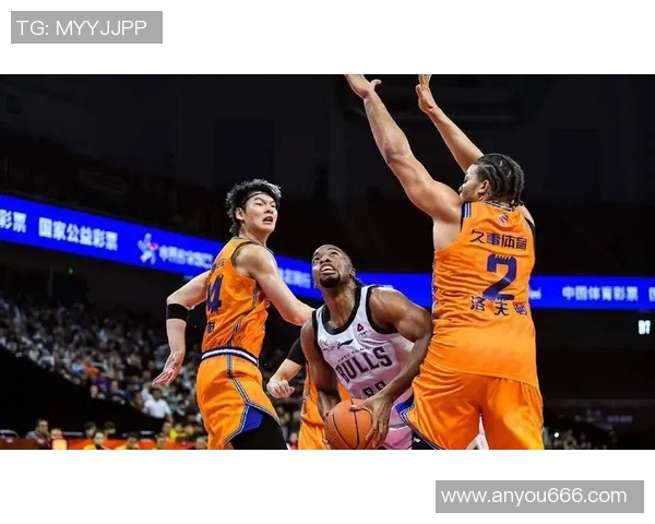 第9轮激战新疆队迎战广厦队争夺季后赛名额的关键对决